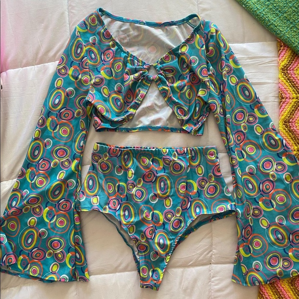 tasteful girls discontinued groovy set